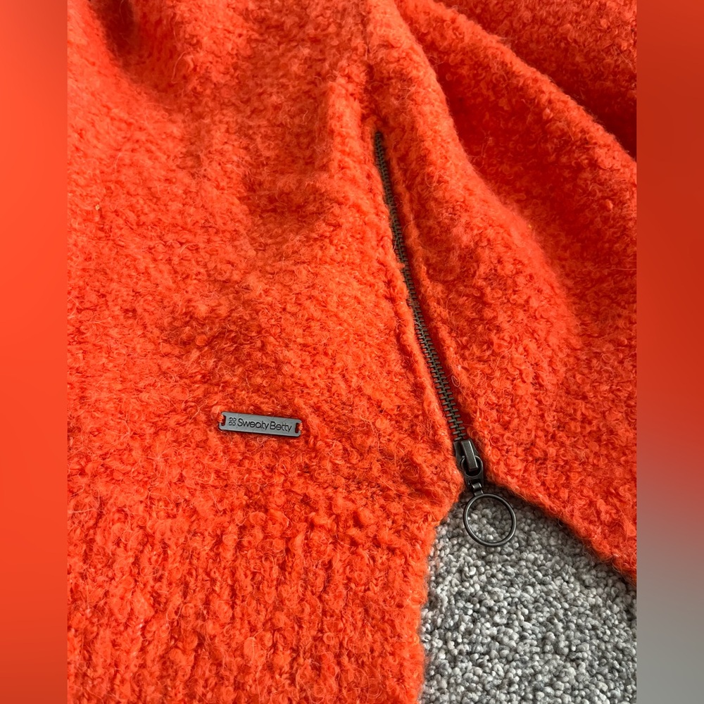 Sweaty Betty Vibrant Orange Chunky Knitwear turtleneck sweater Size Large warm - Picture 5 of 5